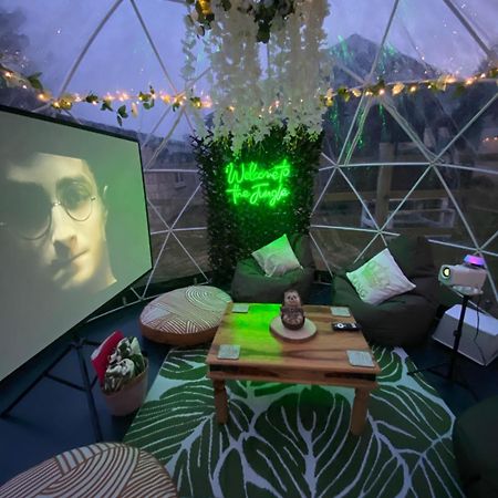 Hotel Country Bumpkins Luxury Glamping Wellingore Zewnętrze zdjęcie
