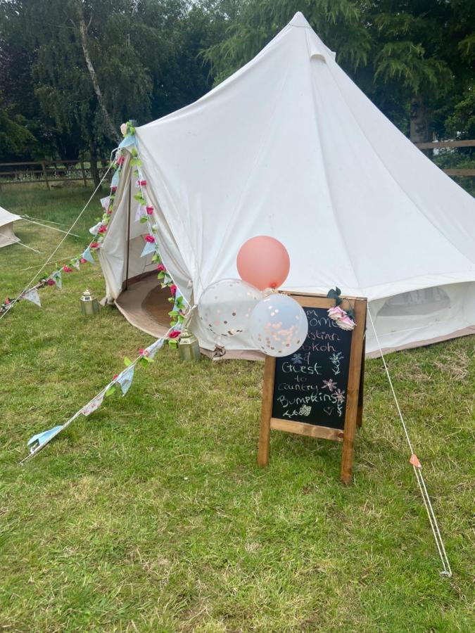 Hotel Country Bumpkins Luxury Glamping Wellingore Zewnętrze zdjęcie