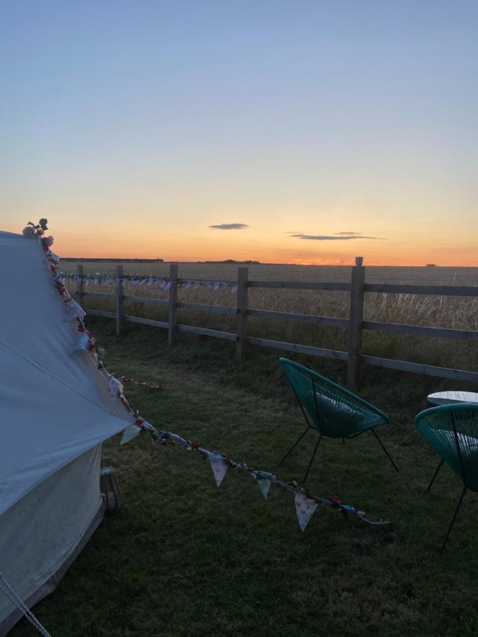 Hotel Country Bumpkins Luxury Glamping Wellingore Zewnętrze zdjęcie