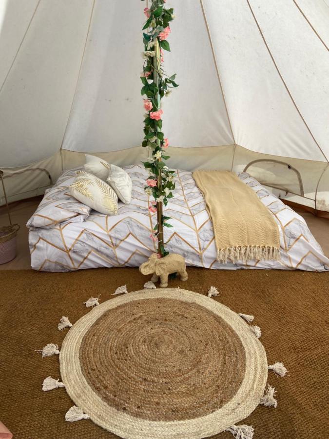 Hotel Country Bumpkins Luxury Glamping Wellingore Zewnętrze zdjęcie