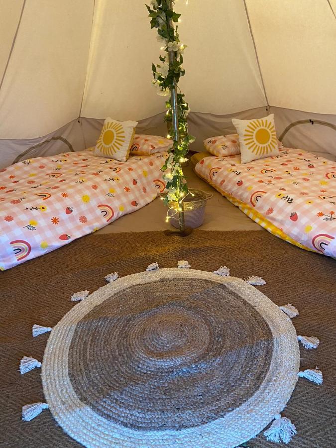 Hotel Country Bumpkins Luxury Glamping Wellingore Zewnętrze zdjęcie