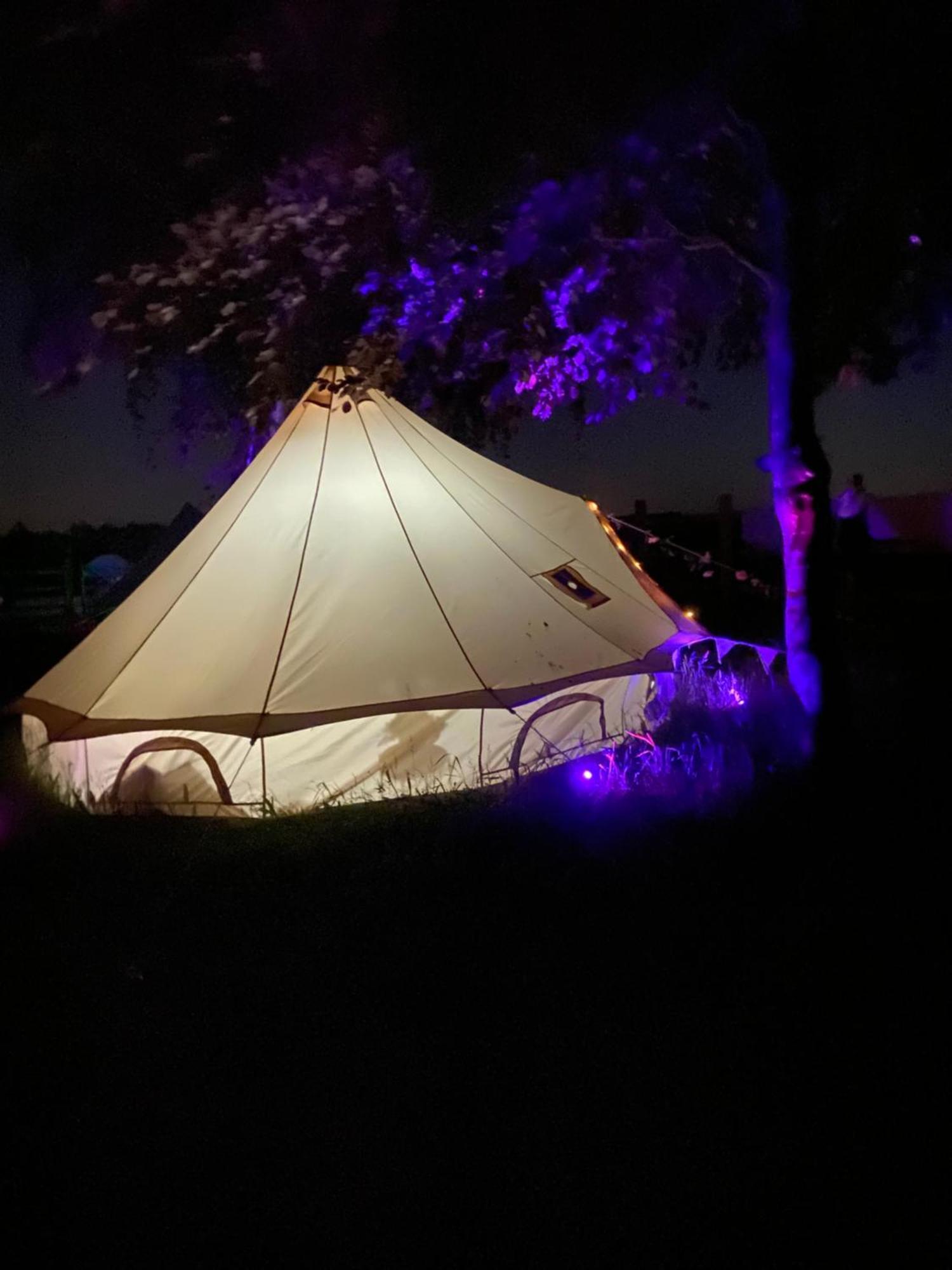 Hotel Country Bumpkins Luxury Glamping Wellingore Zewnętrze zdjęcie